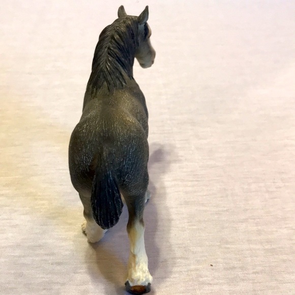 Horse 2004 retired Schleich gray Clydesdale stallion 4” collection - Picture 3 of 8